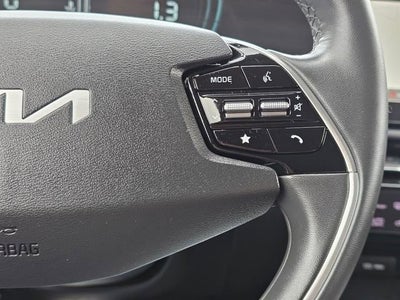 2023 Kia Niro EX