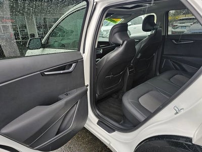 2023 Kia Niro EX Touring