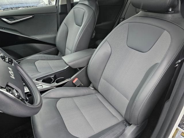 2023 Kia Niro EX Touring