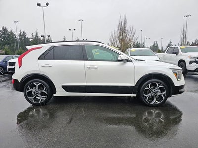 2023 Kia Niro EX Touring