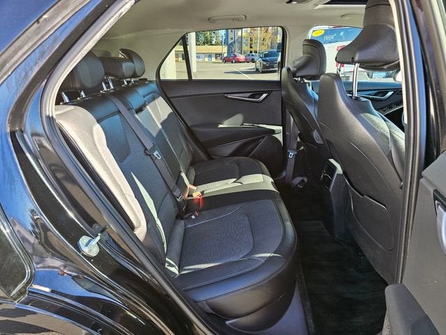 2023 Kia Niro Plug-In Hybrid SX Touring