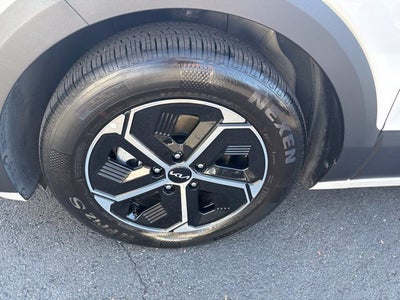 2024 Kia Niro Plug-In Hybrid EX