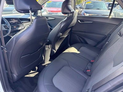 2024 Kia Niro Plug-In Hybrid EX