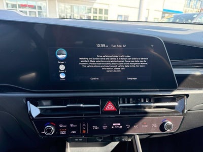 2024 Kia Niro Plug-In Hybrid EX