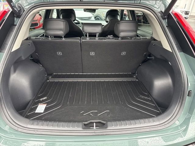 2023 Kia Niro SX Touring