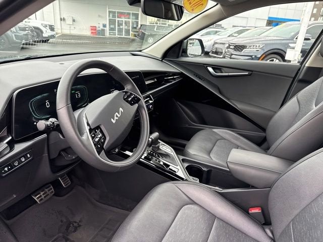 2023 Kia Niro SX Touring