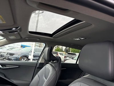 2023 Kia Niro SX Touring