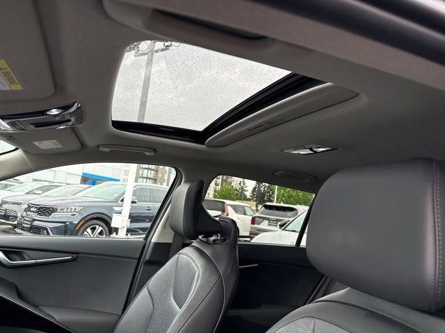 2023 Kia Niro SX Touring