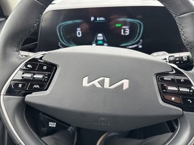 2023 Kia Niro SX Touring
