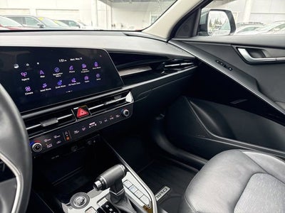 2023 Kia Niro SX Touring