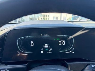 2024 Kia Niro SX
