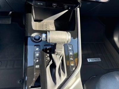 2024 Kia Niro SX