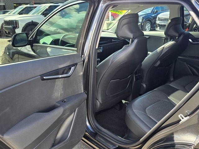 2023 Kia Niro SX Touring