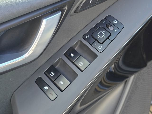 2023 Kia Niro SX Touring