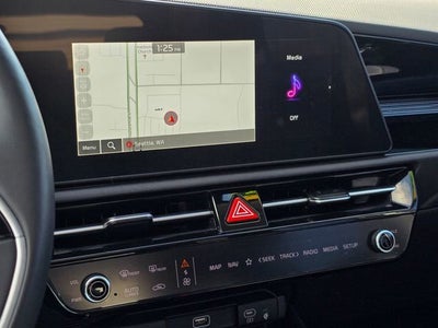 2023 Kia Niro SX Touring