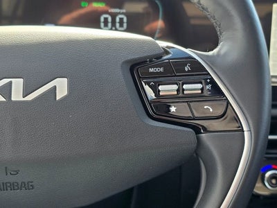2023 Kia Niro SX Touring