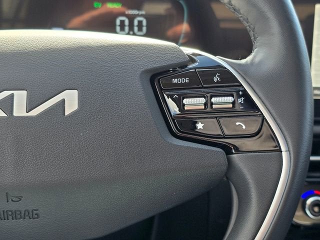 2023 Kia Niro SX Touring