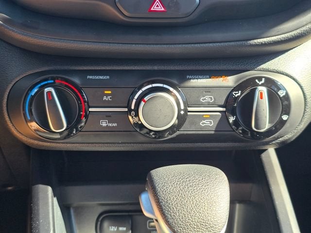 2025 Kia Soul LX - Photo 29