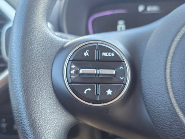2025 Kia Soul LX - Photo 31