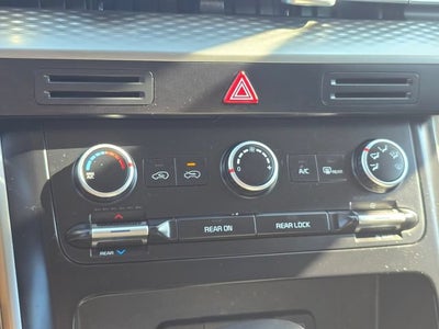 2024 Kia Carnival MPV LX Seat Package