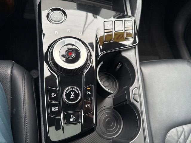 2023 Kia Sportage Plug-In Hybrid X-Line