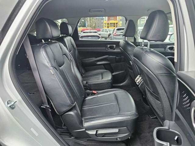 2025 Kia Sorento Plug-In Hybrid EX