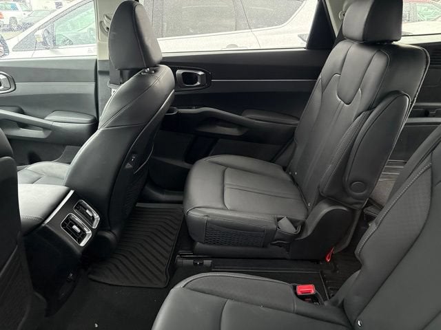 2025 Kia Sorento Plug-In Hybrid EX
